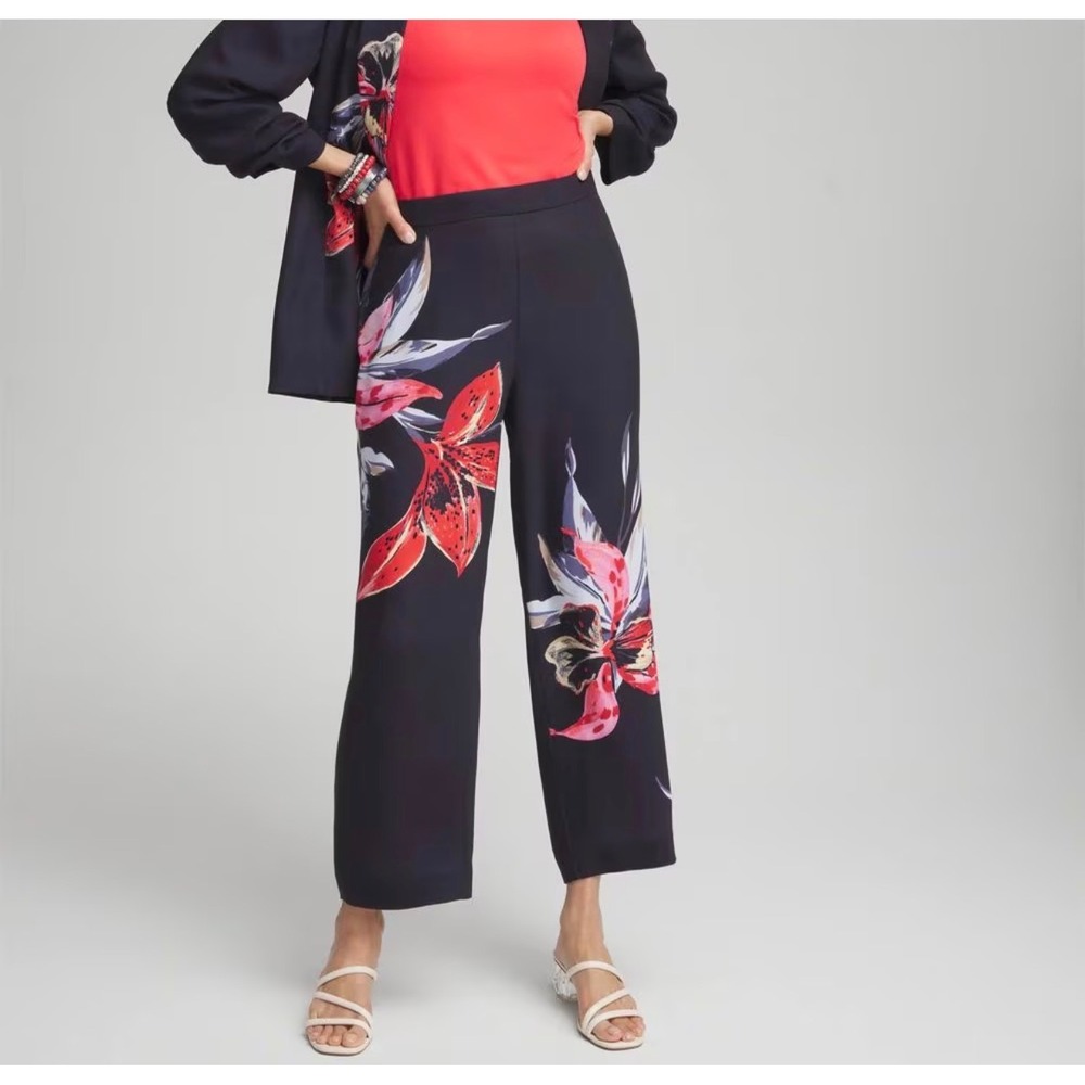 Chico's(2) Floral Print Soft Crops Navy Blue Wide Leg Pull On Pants Size US 12